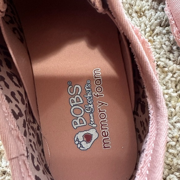 BOBS Skechers Memory Foam Pink Shoes w/ Rainbow Sole and Floral Mandala Design - Picture 2 of 6